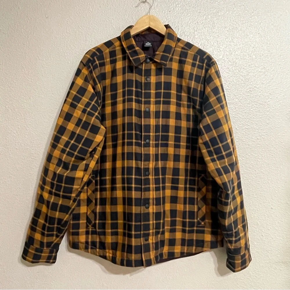 The North Face Reversible‎ Insulated Flannel jacket